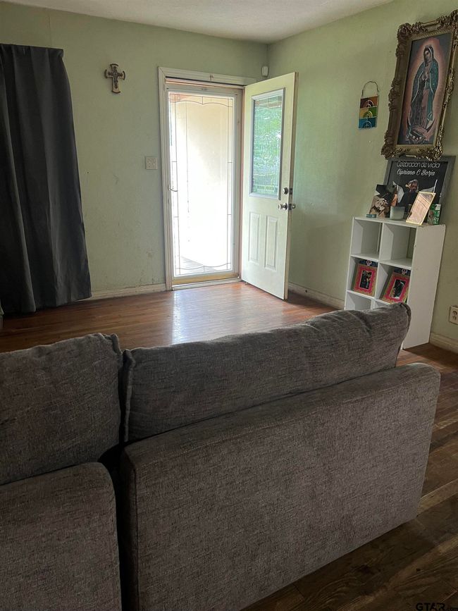 2207 Belvedere Blvd, House other with 3 bedrooms, 2 bathrooms and null parking in Tyler TX | Image 6