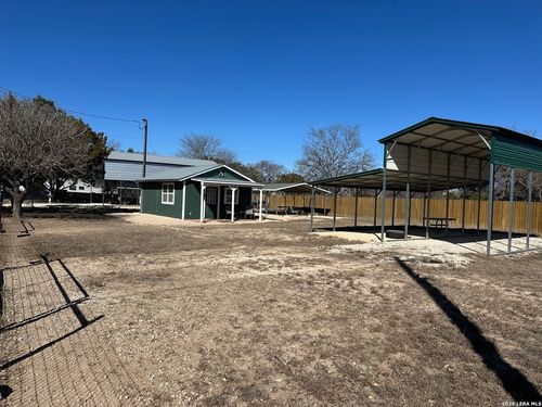 847 River Bnd, Bandera, TX, 78003-5345 | Card Image