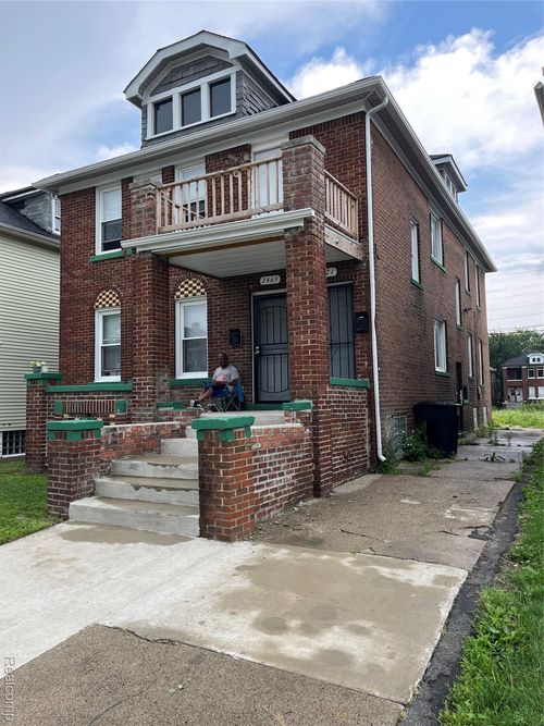 2469 Ford St, Detroit, MI, 48238-2964 | Card Image
