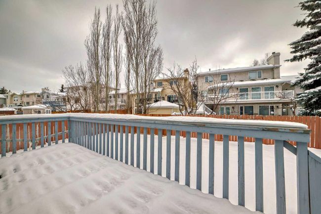 19 Sandringham Close Nw, Home with 4 bedrooms, 3 bathrooms and 4 parking in Calgary AB | Image 37