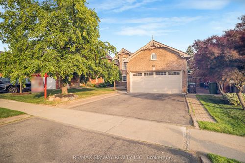 164 Royal Valley Dr, Caledon, ON, L7C1B7 | Card Image