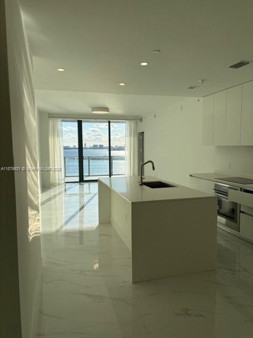 unit-1204-700 Ne 24th St, Miami, FL, 33137-5502 | Card Image