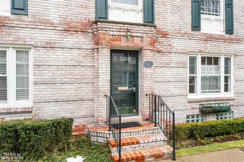 47 Cranford Ln, Grosse Pointe, MI, 48230-1514 | Card Image