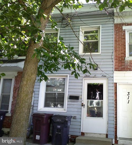 309 Cedar St, WILMINGTON, DE, 19805-4820 | Card Image