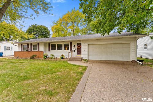 612 12th St, Silvis, IL, 61282-1529 | Card Image