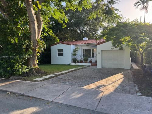 912 Wallace St, Coral Gables, FL, 33134-8006 | Card Image