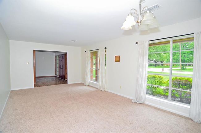 823 Timber Cove Dr, House other with 3 bedrooms, 2 bathrooms and 2 parking in Seabrook TX | Image 6