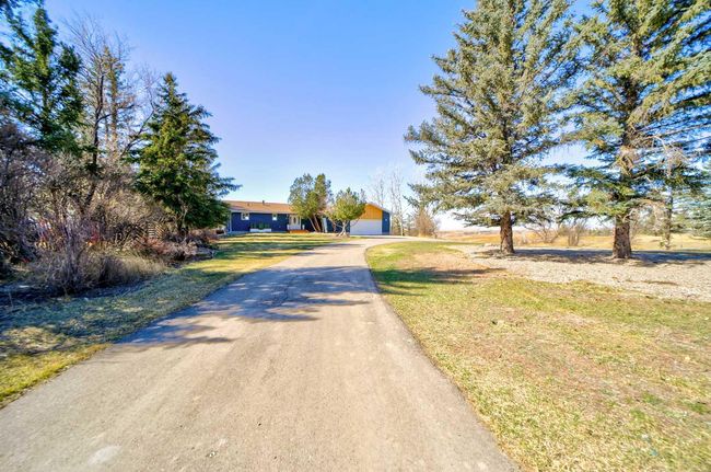 10 Sunset Cres, House other with 4 bedrooms, 3 bathrooms and 6 parking in Lethbridge County AB | Image 5