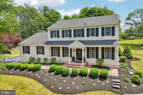 604 Gages Ln, WEST CHESTER, PA, 19382-7437 | Card Image
