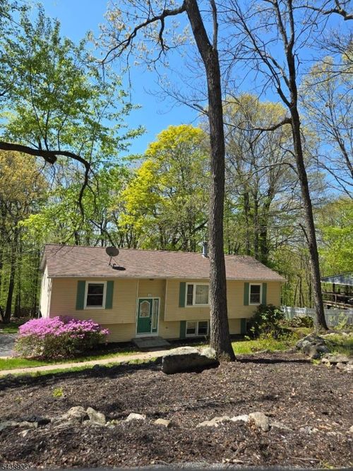 12 Ridge Rd, Sussex, NJ, 07461-4318 | Card Image