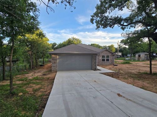 203 Nw 32nd Street, Mineral Wells, TX, 76067 | Card Image