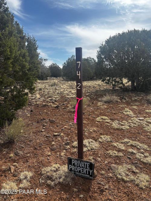 742 Westwood Ranch, Williams, AZ, 86046 | Card Image