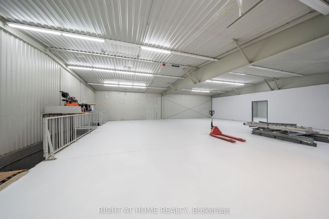 8268 Regional Rd 20, Home with 0 bedrooms, 0 bathrooms and 30 parking in Smithville ON | Image 17