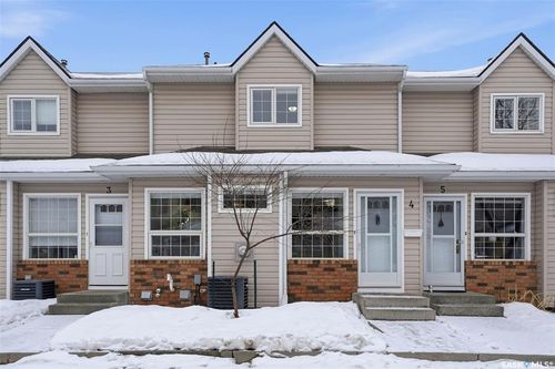 4-102 Willow St, Saskatoon, SK, S7J0C2 | Card Image