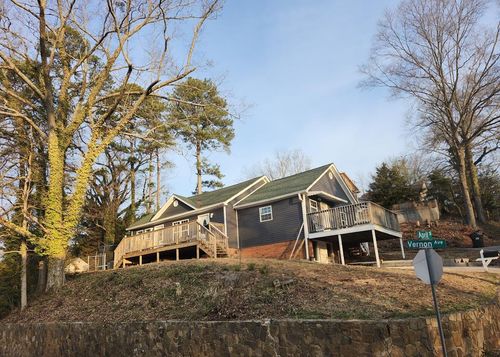 700 Vernon Ave, DALTON, GA, 30720-4167 | Card Image