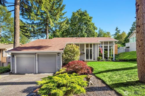 13117 Ne 128th Place, Kirkland, WA, 98034 | Card Image