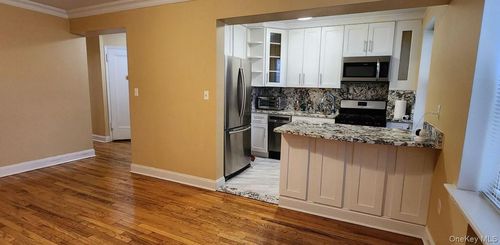 apt-3o-141 79th Ave, Kew Garden Hl, NY, 11367-3618 | Card Image