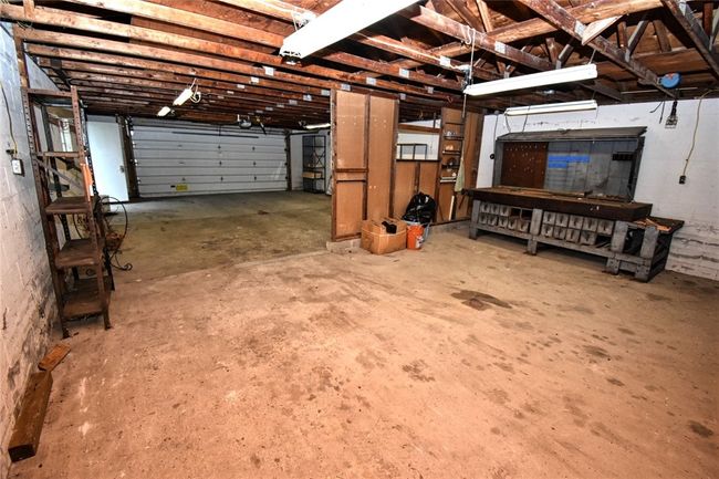 3940 Park Ave, House other with 4 bedrooms, 2 bathrooms and 4 parking in Prosperity PA | Image 37