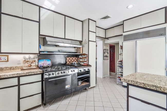 1048 S Ocean Blvd, House other with 5 bedrooms, 9 bathrooms and null parking in Palm Beach FL | Image 15