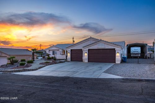2965 Pepperwood Dr, Lake Havasu City, AZ, 86404-3902 | Card Image