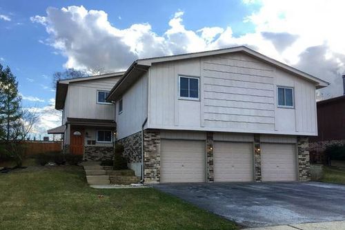 2nd-683 Rosner Dr, Roselle, IL, 60172-2324 | Card Image