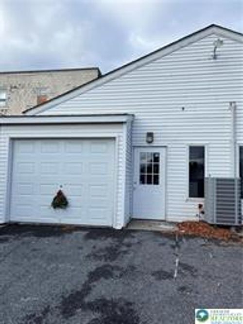 103-11 S Main Street, Nazareth Boro, PA, 18064 | Card Image