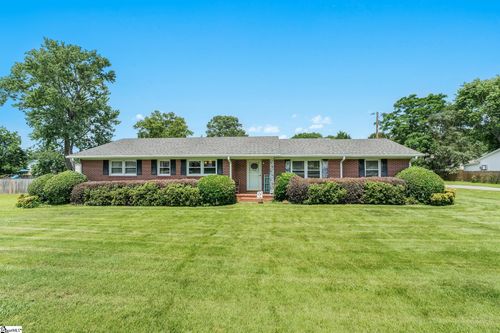 106 Thackston Street, Fountain Inn, SC, 29644 | Card Image