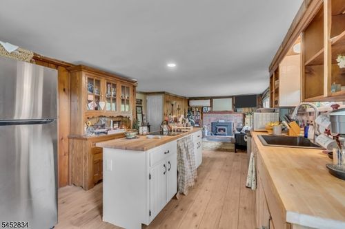 20 Plaza Dr, Newton, NJ, 07860-6601 | Card Image