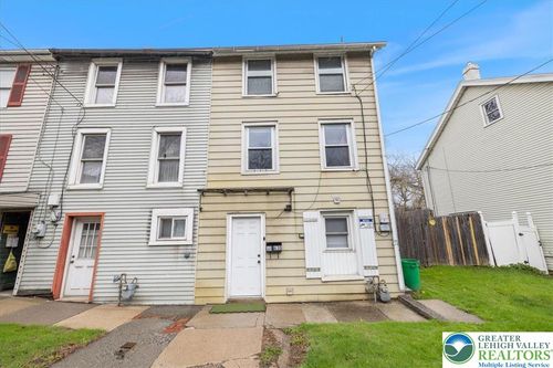 630 Lehigh St, ALLENTOWN, PA, 18103-3284 | Card Image