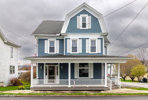 213 N Market St, Martinsburg, PA, 16662-1209 | Card Image