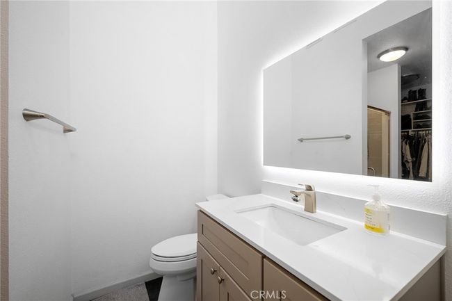 5 - 3827 W Avenue 41, Condo with 3 bedrooms, 3 bathrooms and 2 parking in LOS ANGELES CA | Image 19