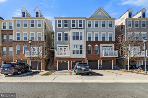 25245 Laureldale Ter, CHANTILLY, VA, 20152-1801 | Card Image