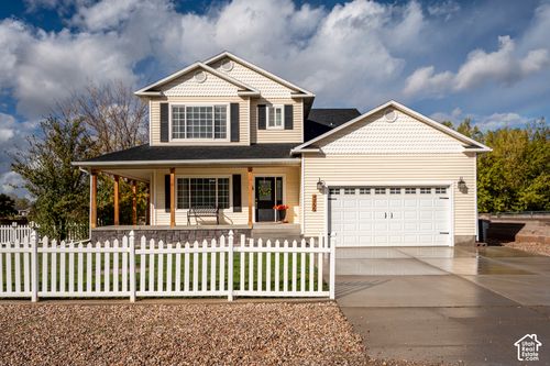 4755 Utah Trl, Enoch, UT, 84721 | Card Image