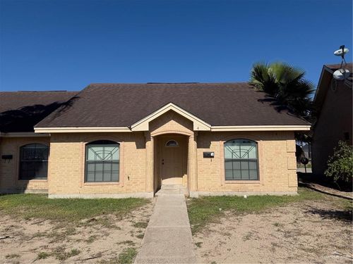 apt-4-2000 Circle Dr, Mission, TX, 78572-9681 | Card Image