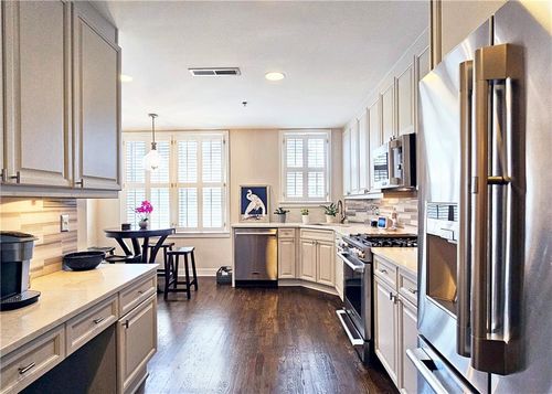 unit-216-1735 Peachtree St Ne, Atlanta, GA, 30309-7006 | Card Image