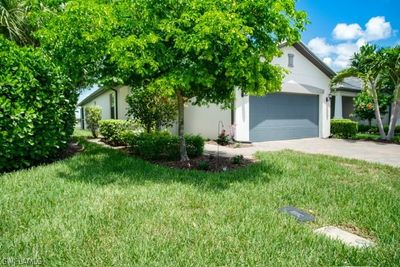 9615 Bexley Drive, House other with 3 bedrooms, 2 bathrooms and null parking in Fort Myers FL | Image 2