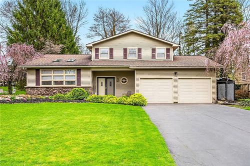 100 Gordon Dr, Greece, NY, 14626-3804 | Card Image