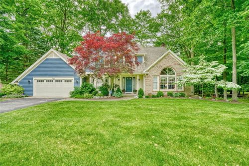 388 Melwood Dr, Greece, NY, 14626-4511 | Card Image