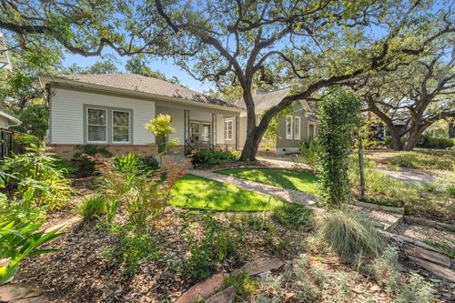1703 Drake Ave, Austin, TX, 78704-3526 | Card Image