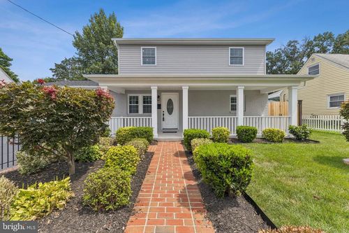 186 Lambert Dr, MANASSAS PARK, VA, 20111-1826 | Card Image