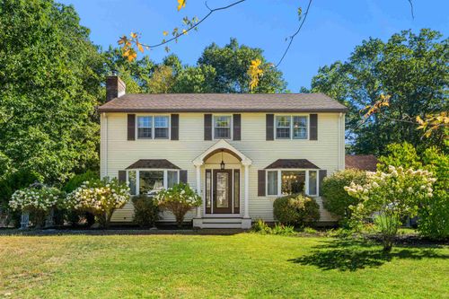 1 Belvina Cir, Pelham, NH, 03076-3305 | Card Image