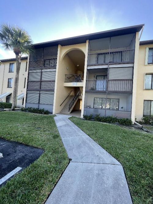 apt-d1-812 Sky Pine Way, Greenacres, FL, 33415-9014 | Card Image