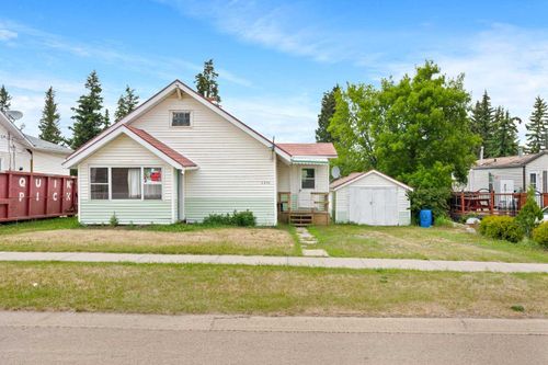 5014 50 Ave, Kitscoty, AB, T0B2P0 | Card Image