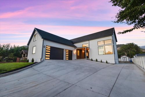 165 S 200 E, Pleasant Grove, UT, 84062-2718 | Card Image