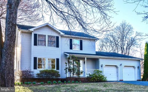 212 New Ave, REISTERSTOWN, MD, 21136-1322 | Card Image