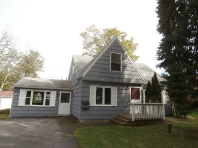 191 Westcliff Drive, House other with 3 bedrooms, 1 bathrooms and null parking in West Seneca NY | Image 1