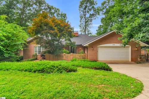 207 Ashford Ave, Greenville, SC, 29609-4908 | Card Image