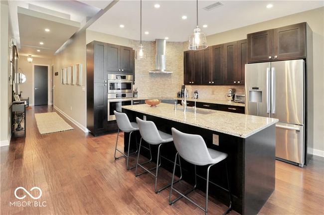 APT-703 - 1 Virginia Ave, Condo with 2 bedrooms, 2 bathrooms and null parking in Indianapolis IN | Image 7