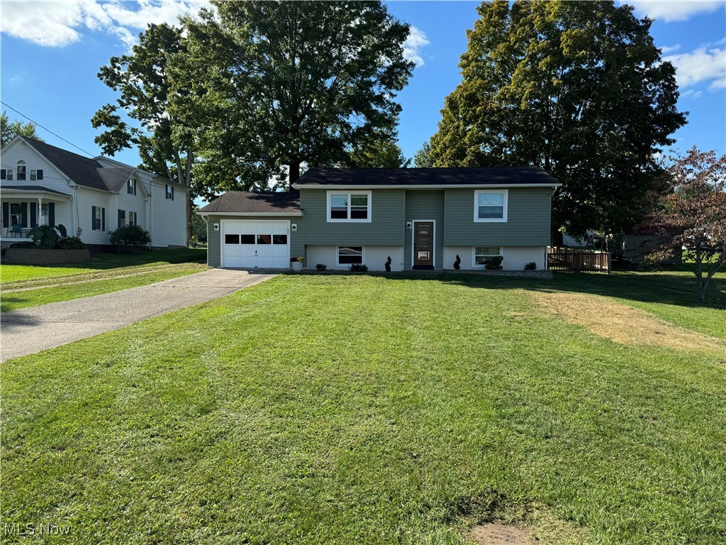Bf Goodrich Rd, Marietta, OH 45750