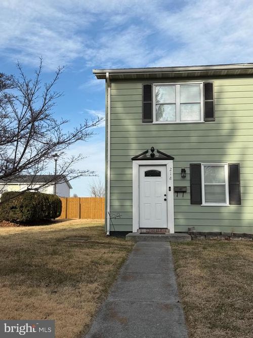 218 Moore Dr, BERRYVILLE, VA, 22611-1150 | Card Image
